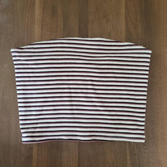 Striped Women's top - Black and White - Picture 1 of 3